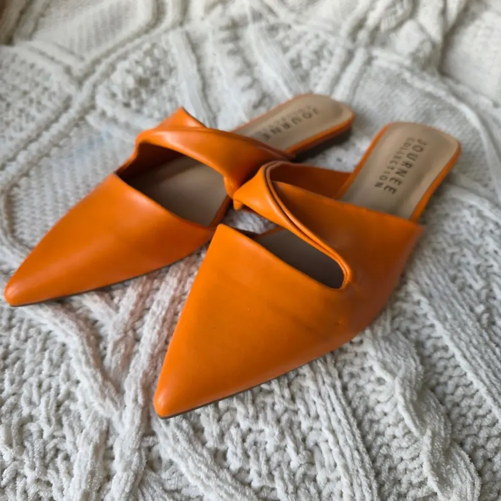 NEW Journee Women's Enniss Cutout Pointed Toe Mule‎ Flats Size 7 Orange VOLS